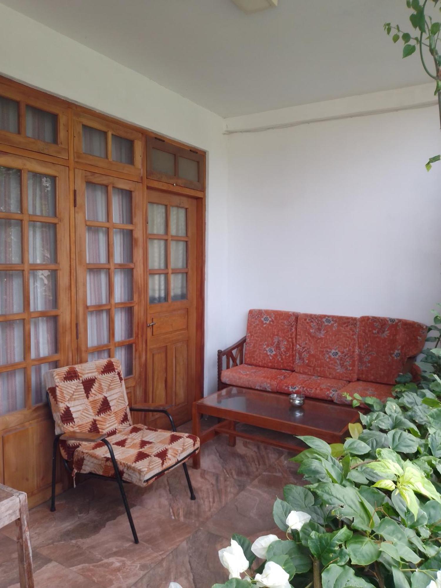 Old Town Hotel แคนดี้ ภายนอก รูปภาพ