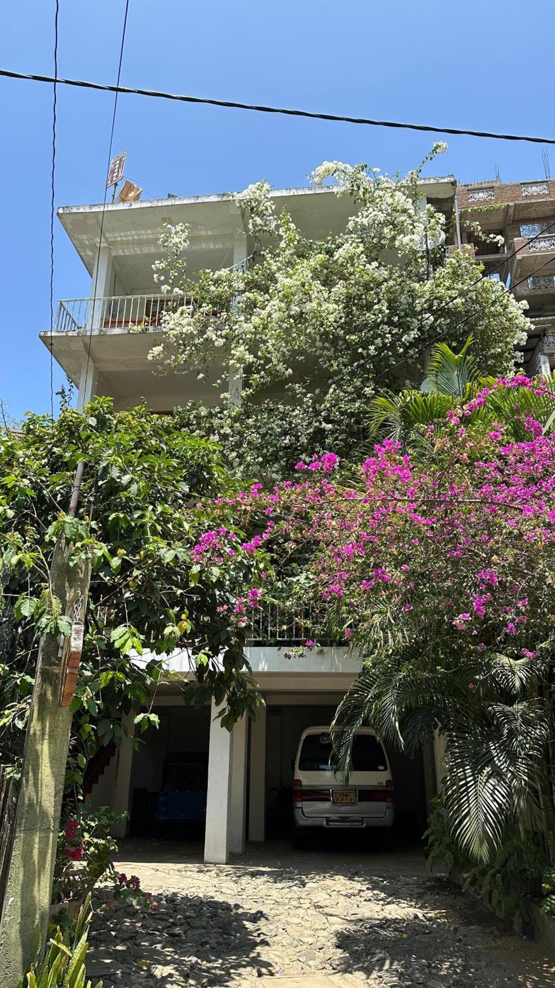 Old Town Hotel แคนดี้ ภายนอก รูปภาพ