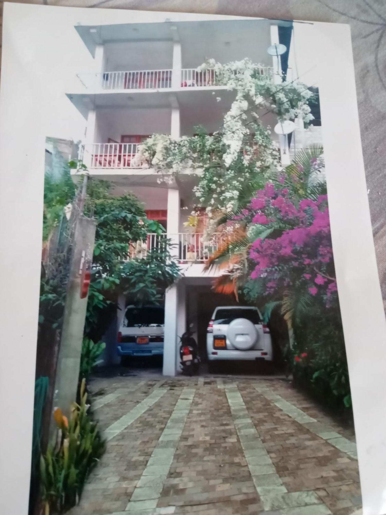 Old Town Hotel แคนดี้ ภายนอก รูปภาพ